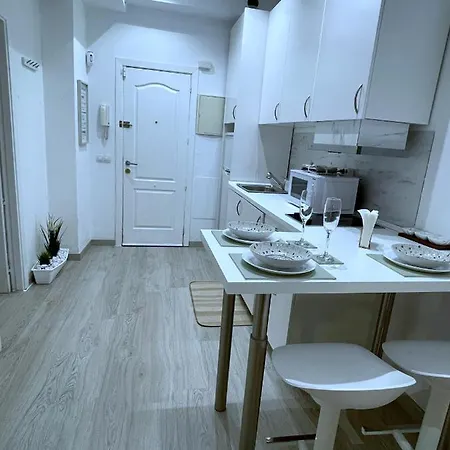 Apartment Precioso Apartamento Cerca De La Playa. *